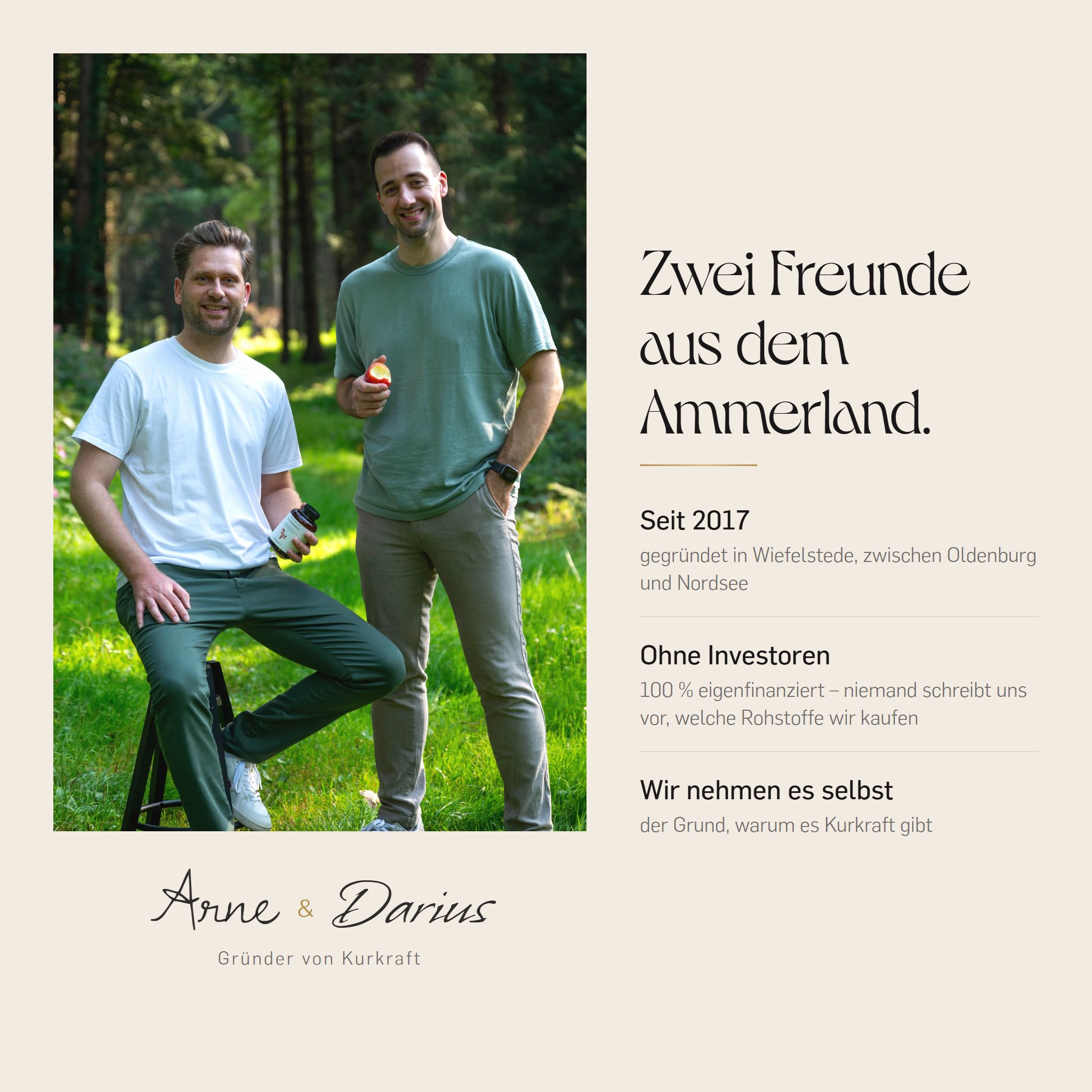 Zwei Männer lächeln in einer Waldlichtung, Gründer von Kurkraft.