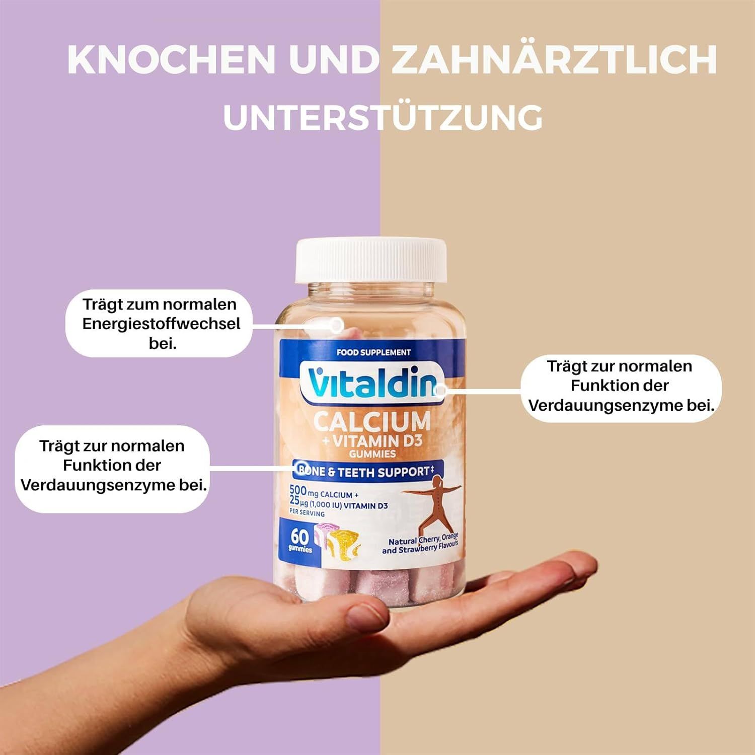 Hand hält eine Flasche VITALDIN Calcium + Vitamin D3 Gummies. Aufschrift: Knochen- und Zahnunterstützung. Enthält 60 Gummies. Hintergrund: lila und beige.