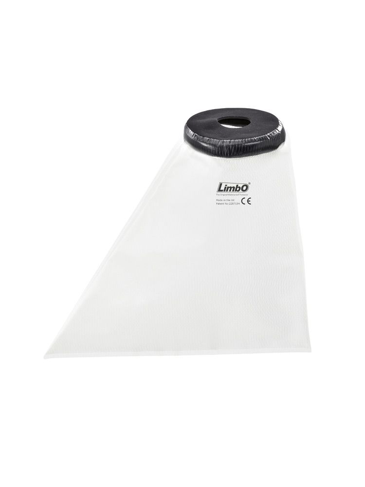 Fußschutz für Gips. Dreieckige, transparente Hülle mit schwarzem Abschluss. Marke Limbo. CE-Kennzeichnung.