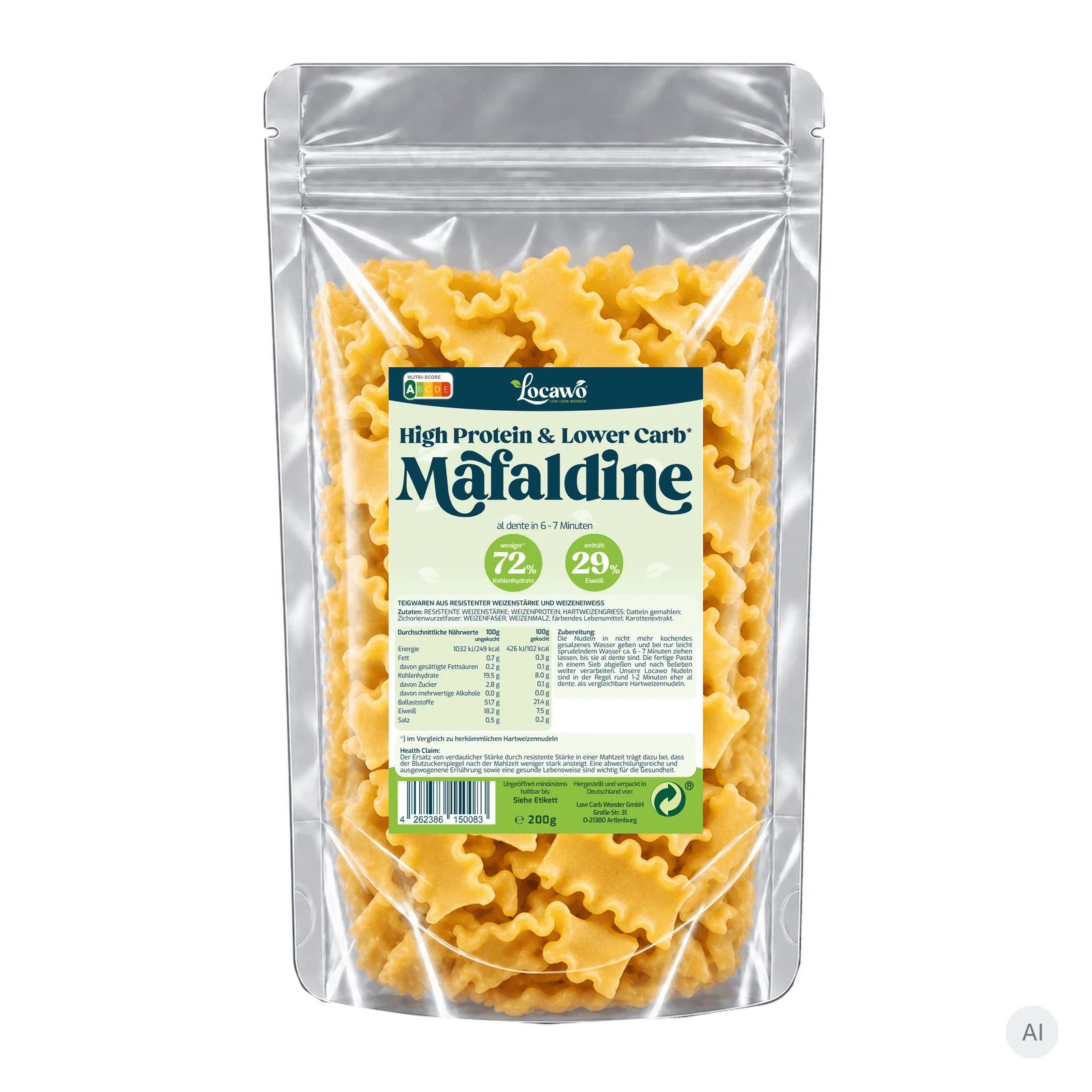 Mafaldine-Nudeln mit Trüffel und Parmesan auf einem Teller, garniert mit Petersilie.