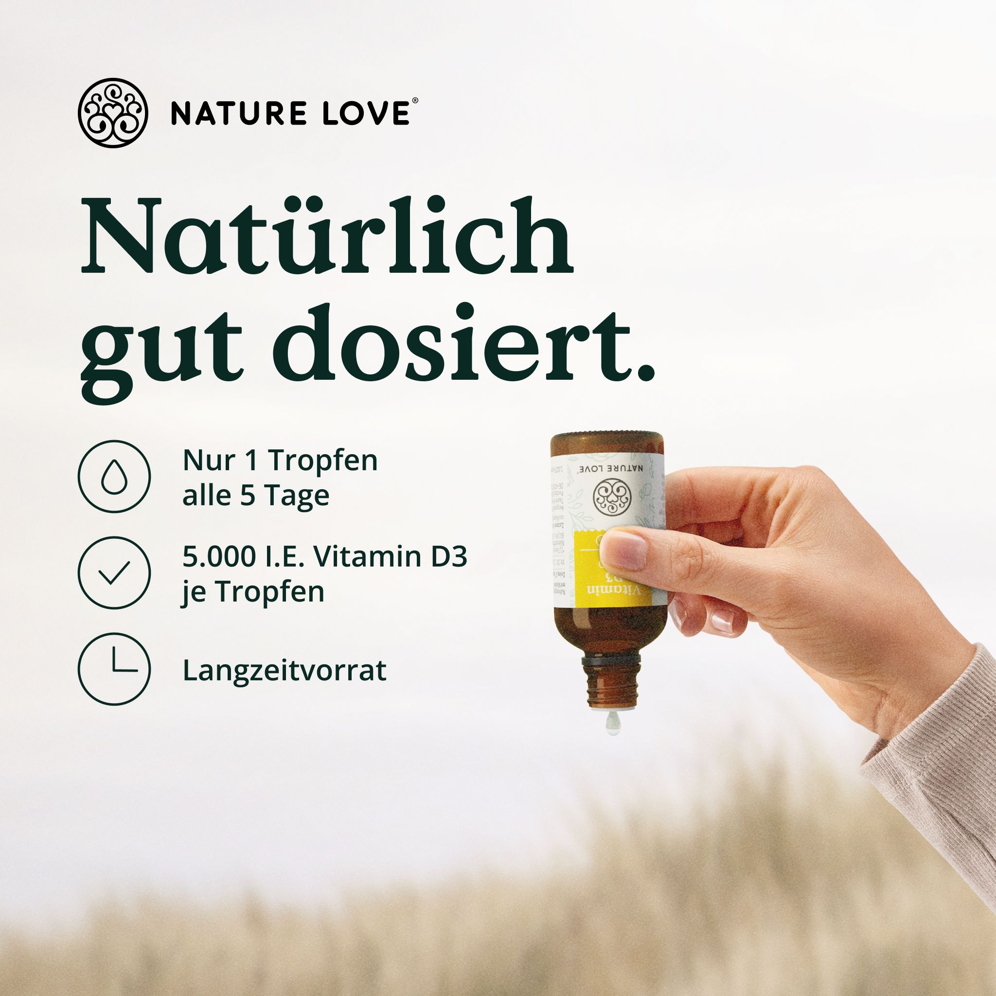 Braune Glasflasche mit Vitamin D3 5000. Dosierung: 1 Tropfen alle 5 Tage. Langzeitvorrat.