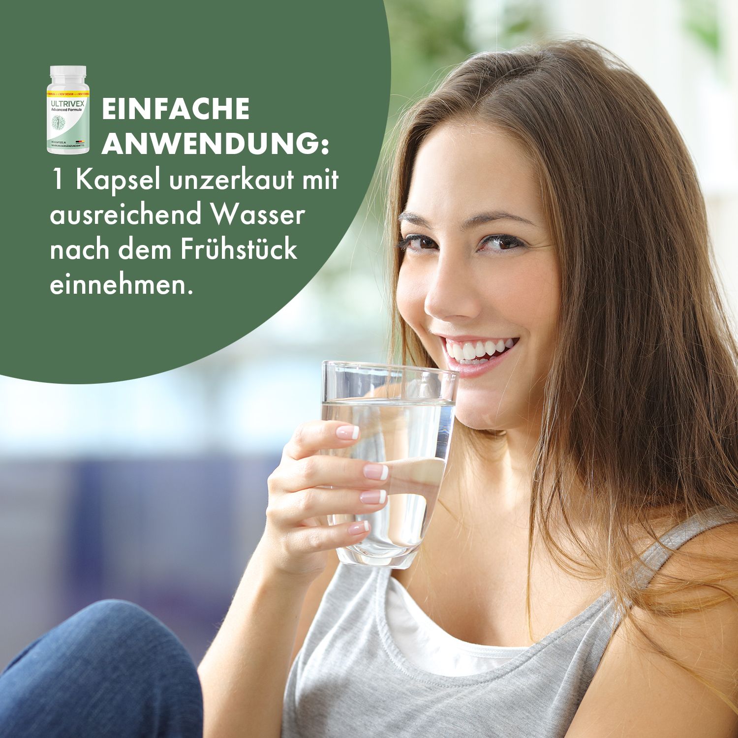 Frau trinkt Wasser. In der Ecke: Flasche mit Kapseln. Text: 1 Kapsel unzerkaut mit Wasser nach dem Frühstück einnehmen.