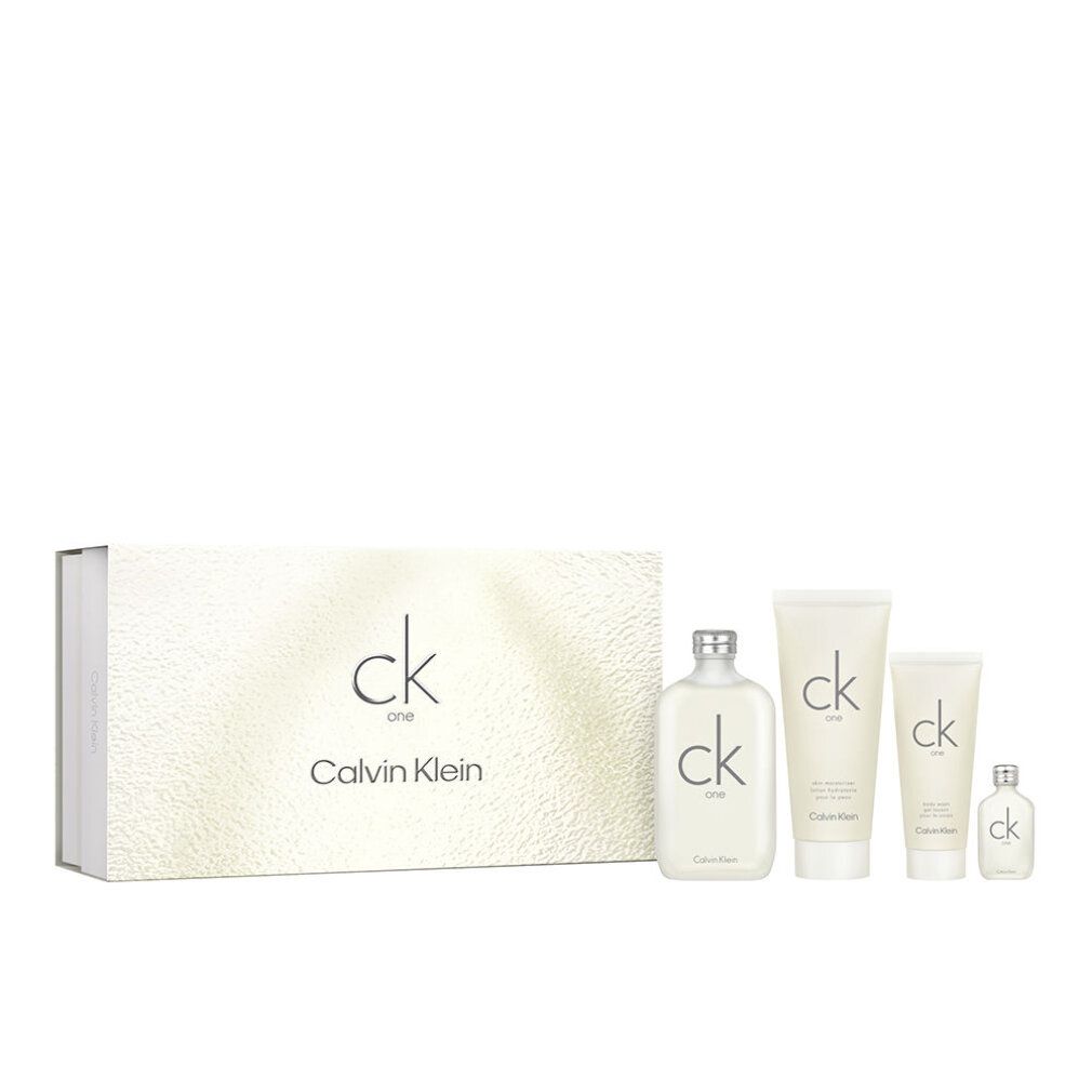 Geschenkset mit Flakon, Gel, Shampoo und Miniatur. Verpackung mit Logo und Schriftzug Calvin Klein. Produkte in Weiß.