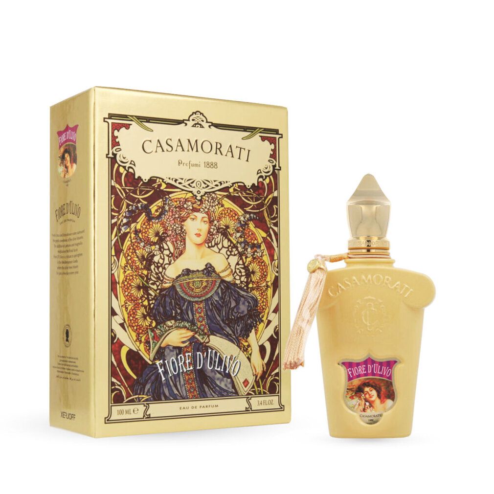 Parfümflakon und -verpackung. Flakon beige, goldener Verschluss, Quaste. Verpackung gold, Aufschrift Casamorati.