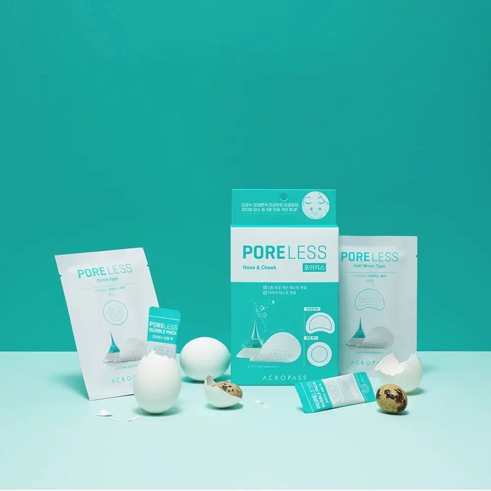 Mehrere Packungen ACROPASS Poreless, Eier und Wachteleier. Verpackungen mit Produktnamen und Logo. Hintergrund türkis.