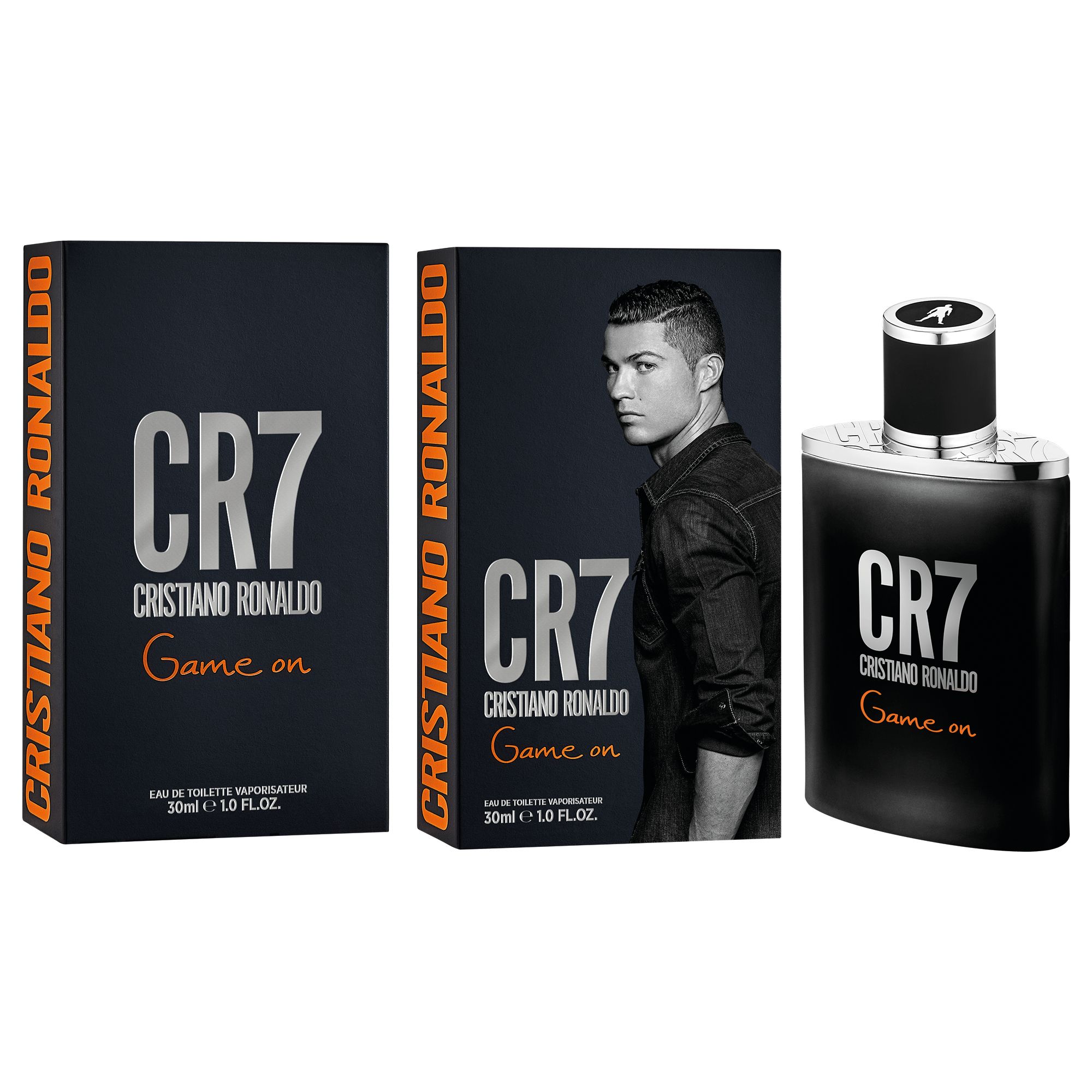 Drei schwarze CR7-Parfümflaschen und -Verpackungen. Aufschrift: CR7 Cristiano Ronaldo Game on. 30ml.
