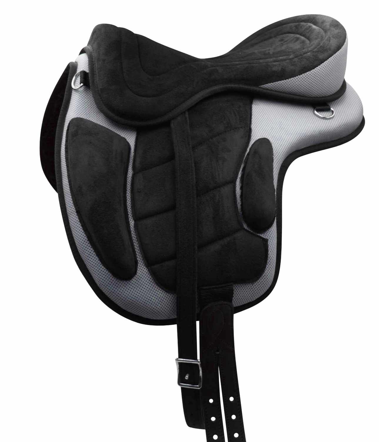Grau-schwarzer baumloser Sattel. Schwarze Polsterung, graue Seiten. D-Ringe und Gurte. Schwarze Riemen mit Schnalle.