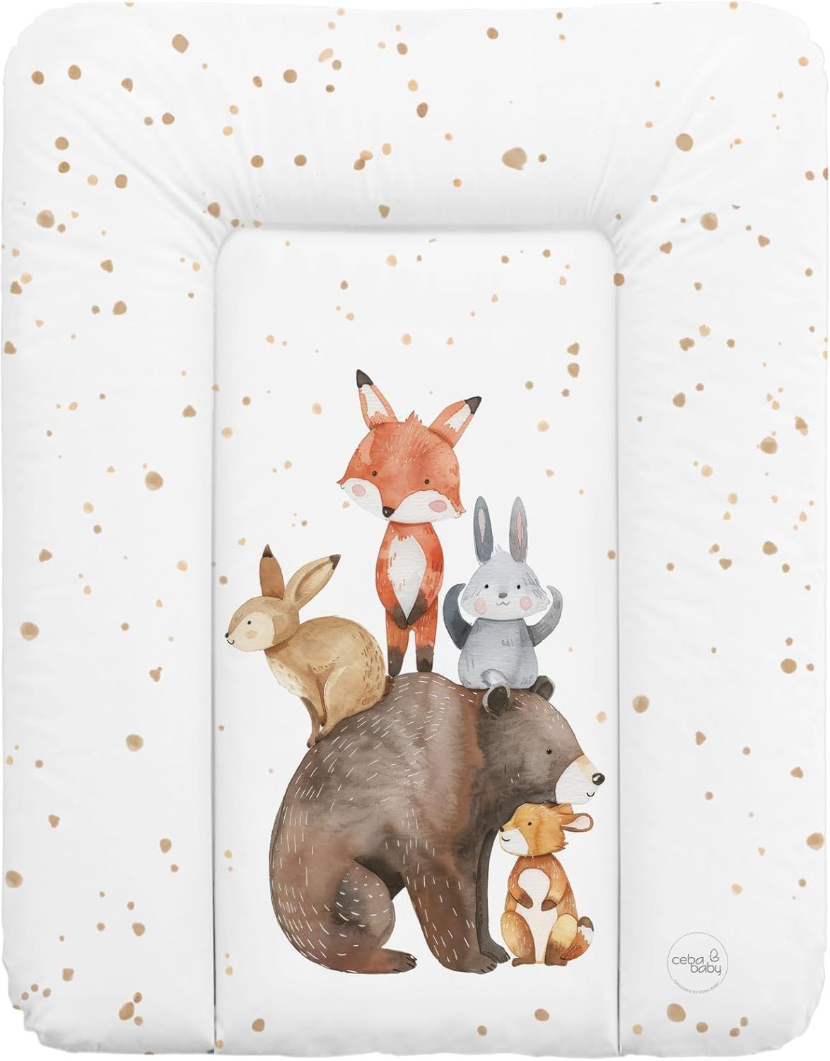 Weiche Wickelauflage mit Waldtier-Motiv. Weiß mit braunen Punkten und Illustrationen von Fuchs, Hase und Bär. Marke: Ceba Baby.