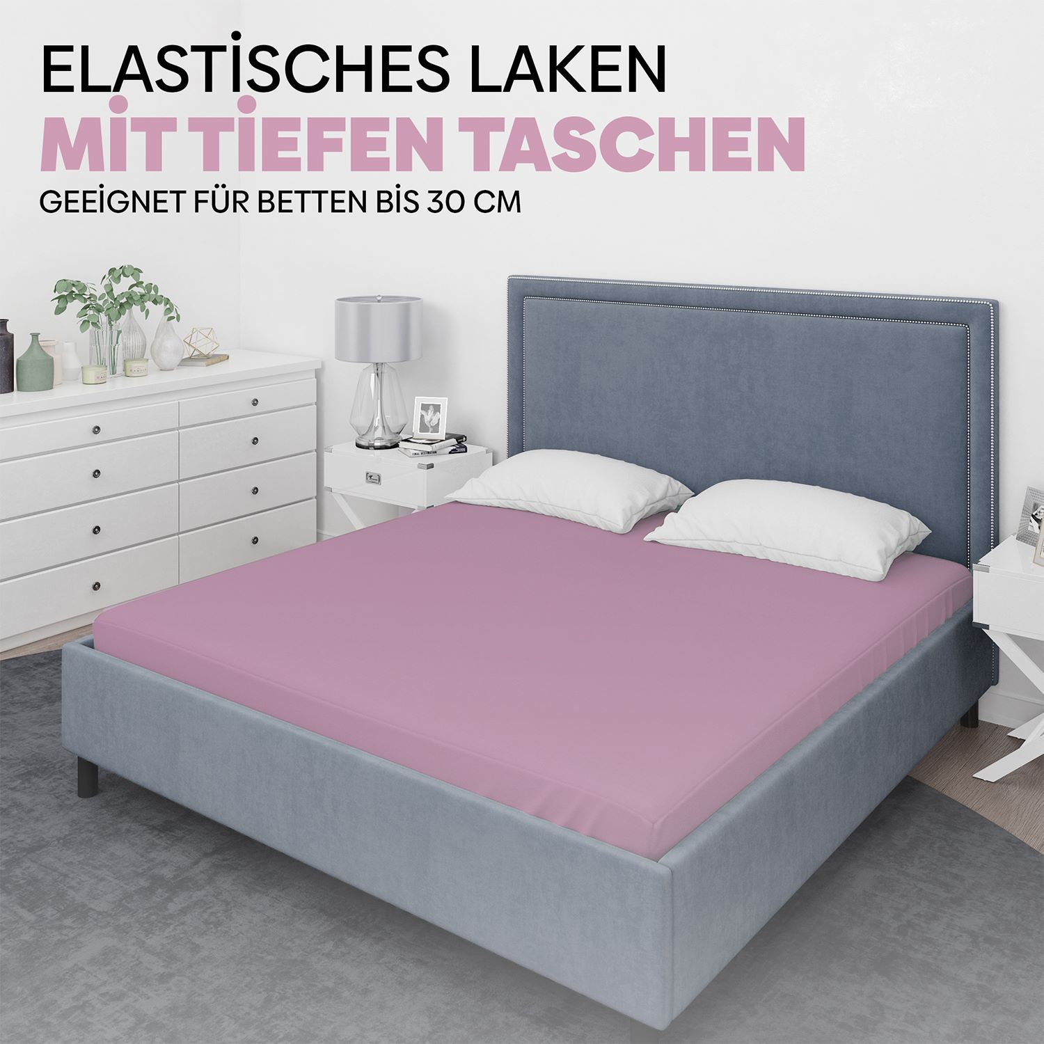 Rosa Spannbettlaken auf Bett. Text: Elastisches Laken mit tiefen Taschen, bis 30 cm.