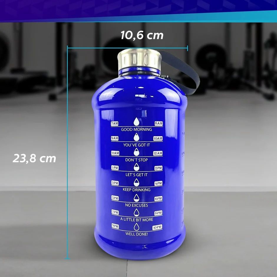 Blaue Sportflasche mit Zeitmarkierungen. Maße: 10,6 x 23,8 cm. Goldfarbener Deckel. Schwarzer Tragegriff. Aufschrift: Zeitangaben und motivierende Sätze.