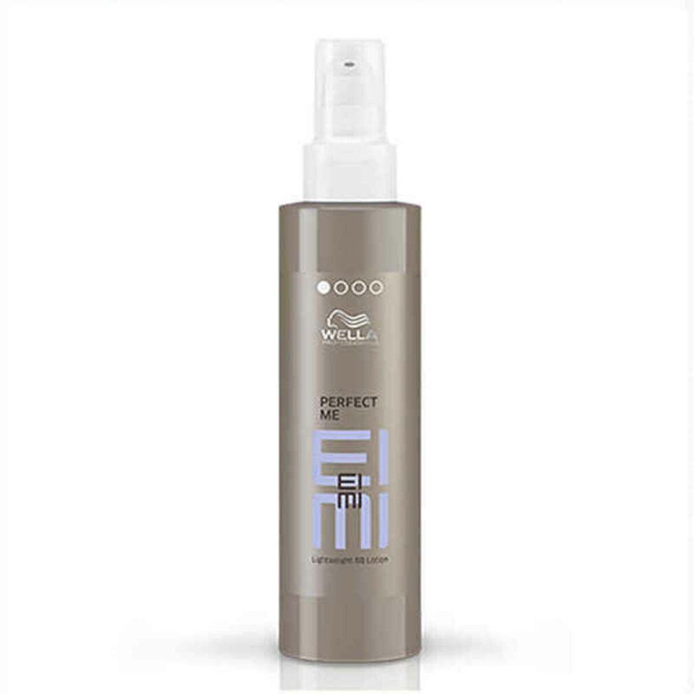 Braune Flasche mit weißem Sprühkopf. Aufschrift: Wella Eimi Perfect Me Lightweight Lotion.