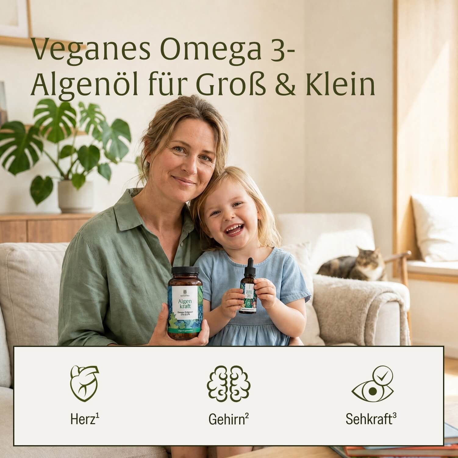 Frau und Kind lächeln mit Omega-3-Algenöl-Produkten. Symbole für Herz, Gehirn und Sehkraft.