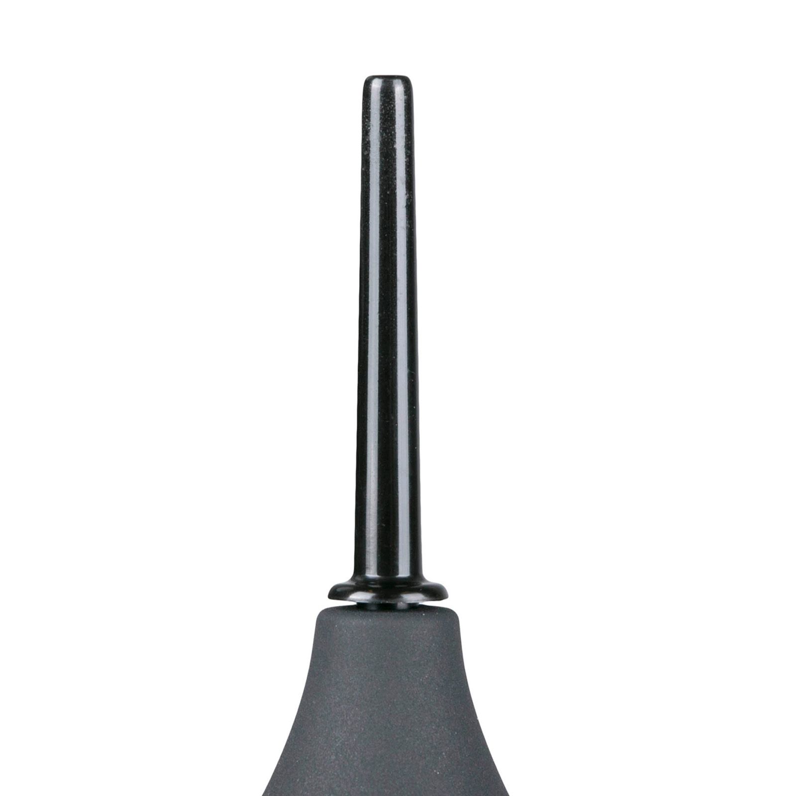 Nahaufnahme des schwarzen Applikators einer Intimdusche. Zylindrische Form, glatte Oberfläche.
