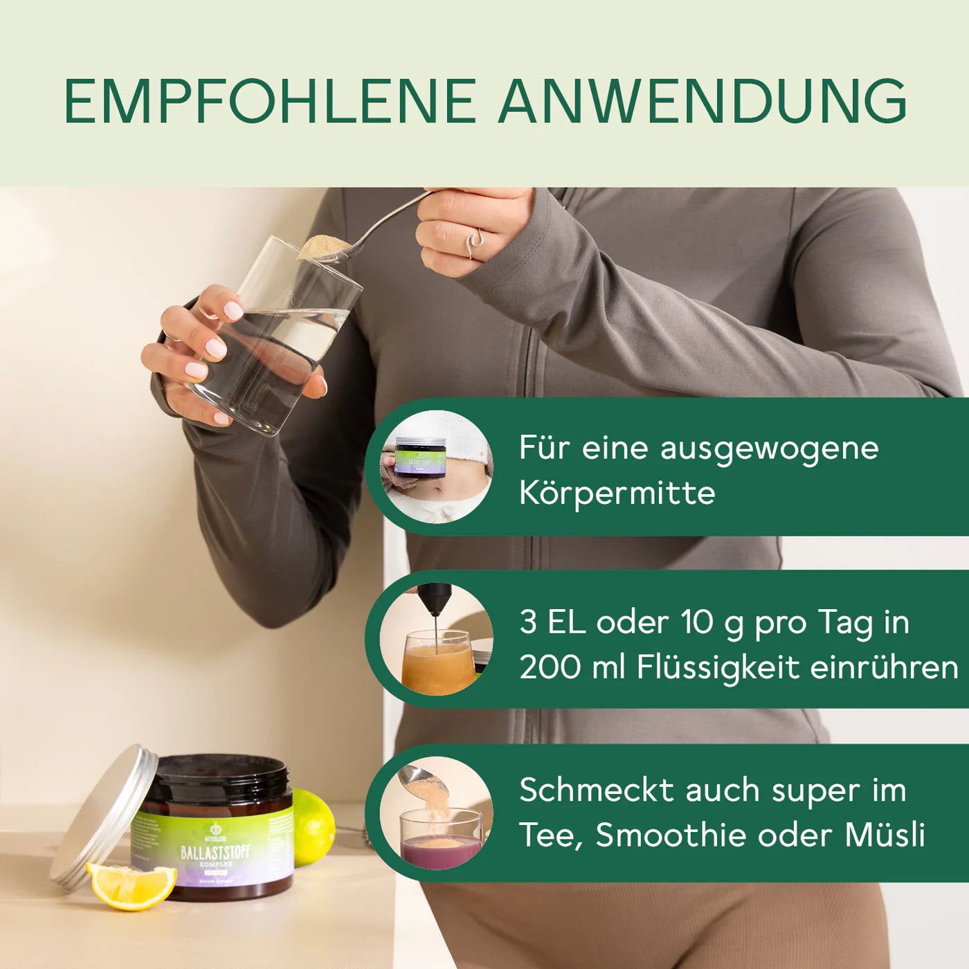 Person trinkt Flüssigkeit aus einem Glas. Daneben ein Produkt von BitterLiebe. Text: Für eine ausgewogene Körpermitte.