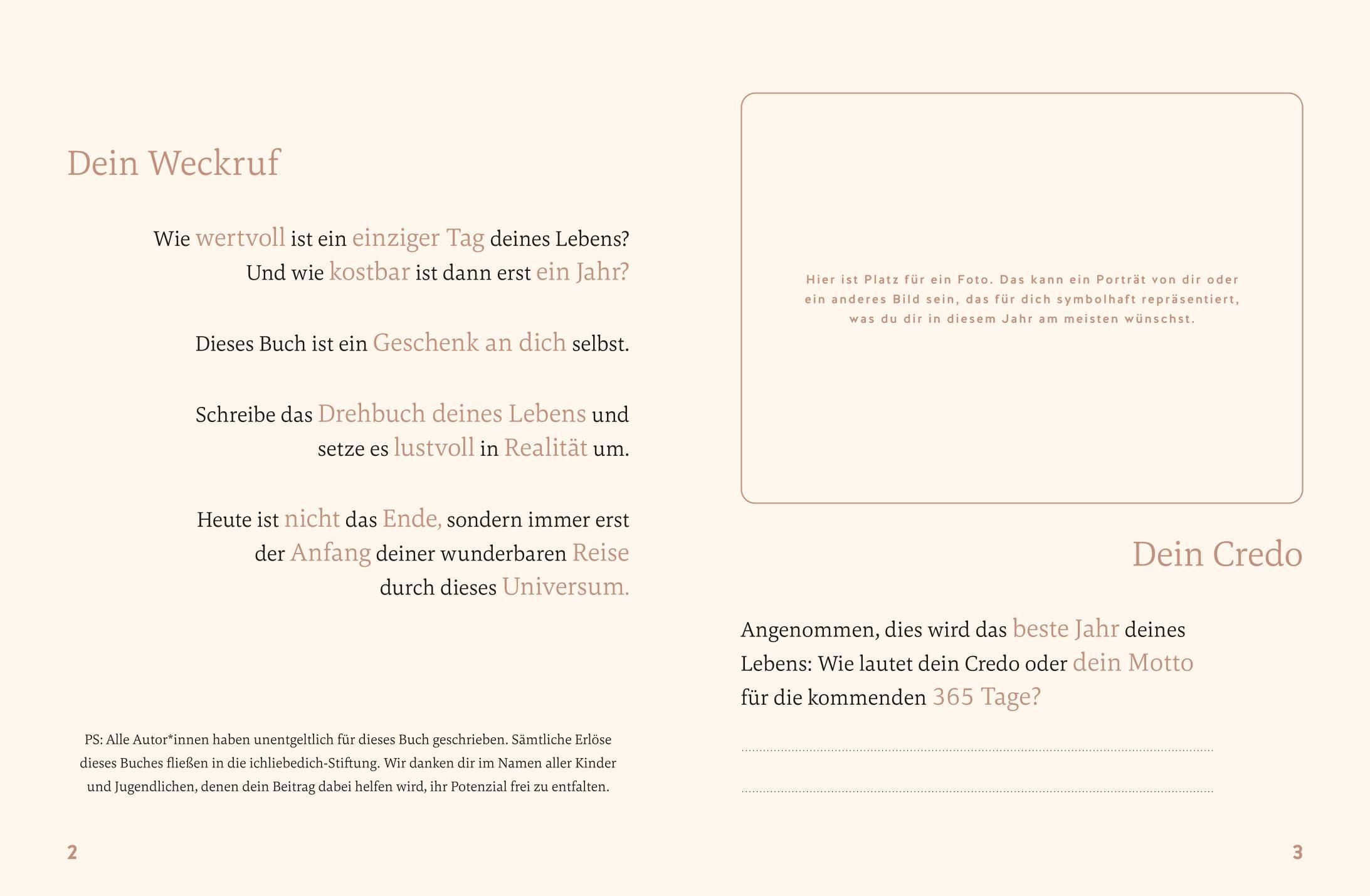 Buchseite mit Text in deutscher Sprache. Überschrift: Dein Weckruf. Text in Serifenschrift auf cremefarbenem Hintergrund.