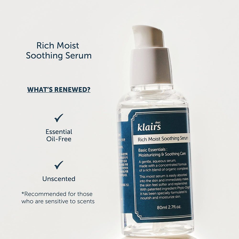 Klairs Rich Moist Soothing Serum. Flasche mit Text und Check-Symbolen. 'Essential Oil-Free' und 'Unscented'.