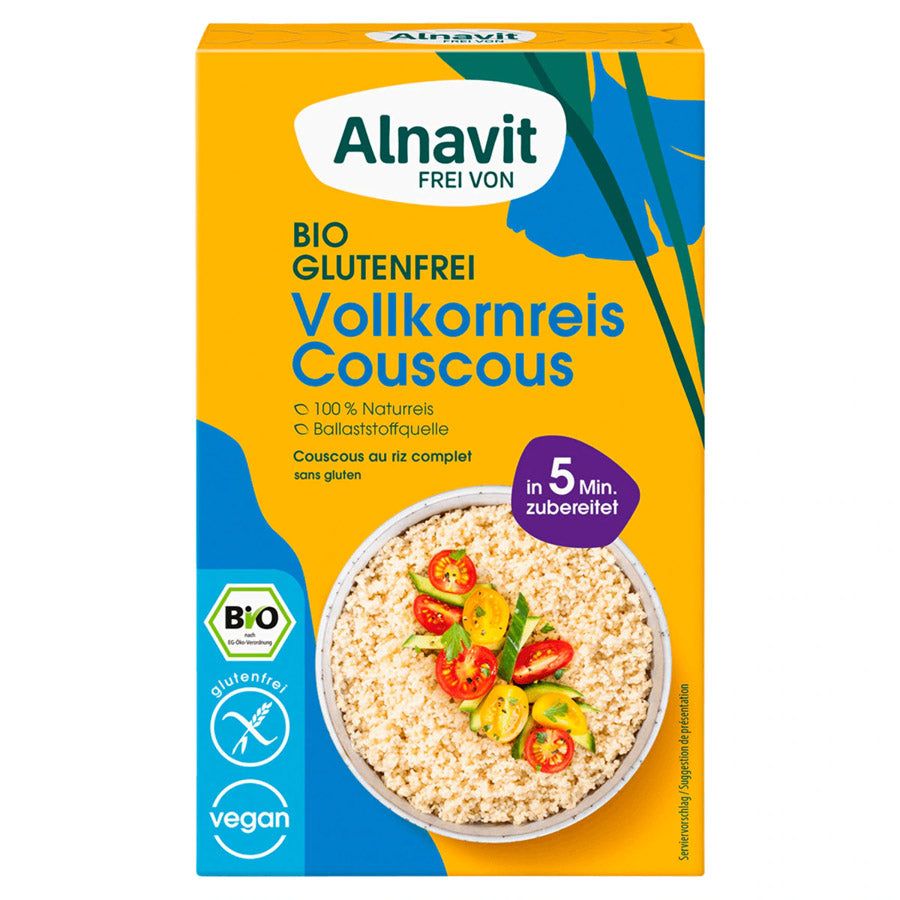 Gelbe Verpackung mit Alnavit-Logo und Aufschrift "BIO Glutenfrei Vollkornreis Couscous". Abbildung von Couscous mit Gemüse.