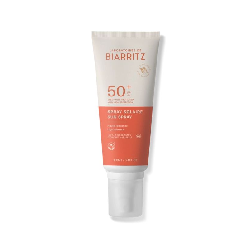 Creme-Tube mit Sonnenschutzfaktor 50+. Aufschrift: Laboratoires de Biarritz, Spray Solaire Sun Spray.