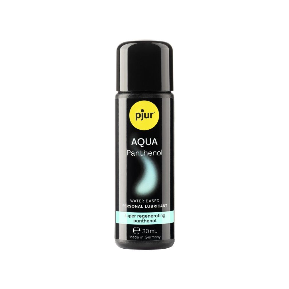 Schwarze Flasche mit schwarzem Deckel. Aufschrift: pjur AQUA Panthenol. Text: Water-Based Personal Lubricant. 30ml. Made in Germany.