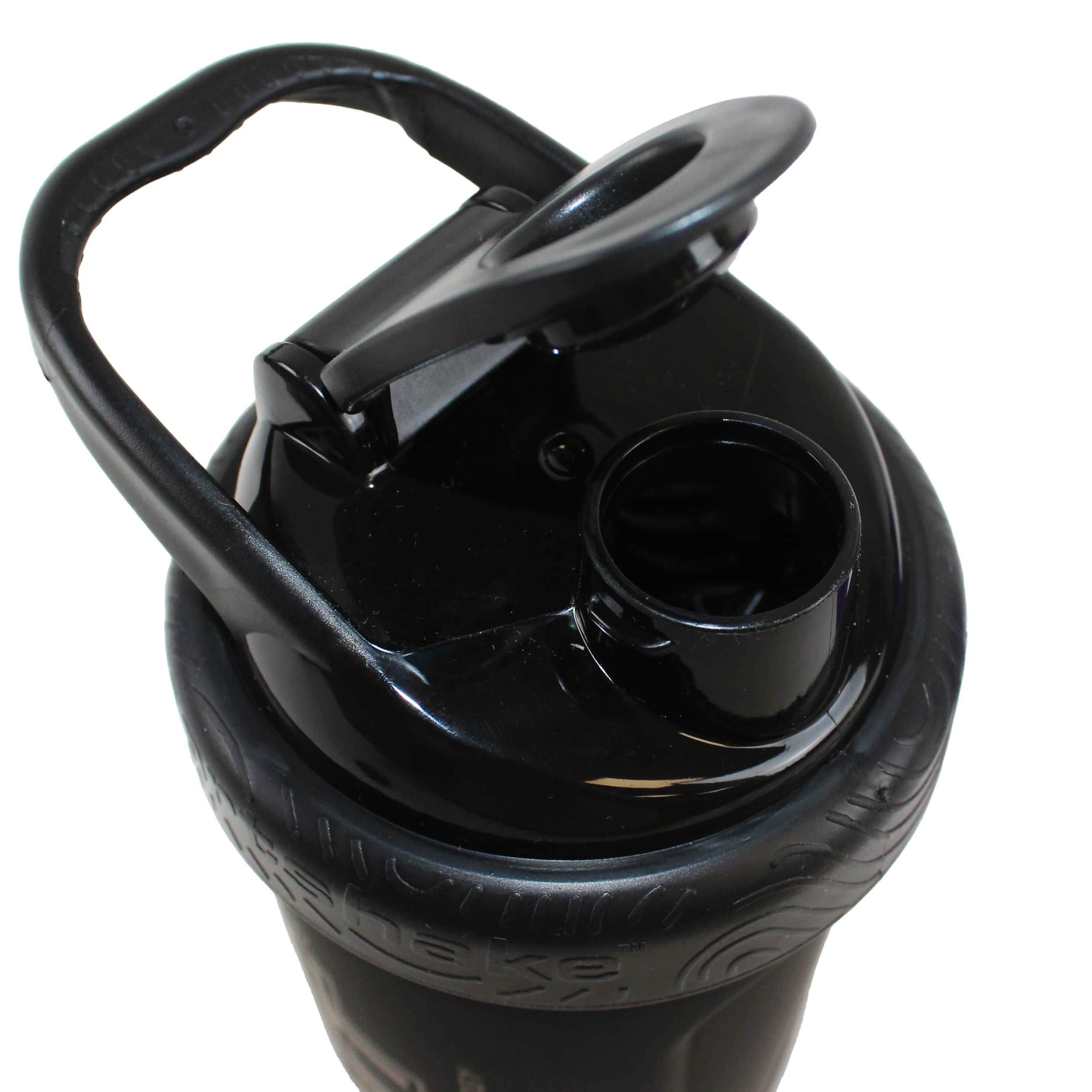 Nahaufnahme des schwarzen Shaker-Deckels mit Klappverschluss.