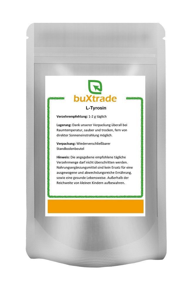 Beutel mit weißem Hintergrund. Aufkleber mit grünem Rahmen und Text: buXtrade L-Tyrosin. Wiederverschließbar.