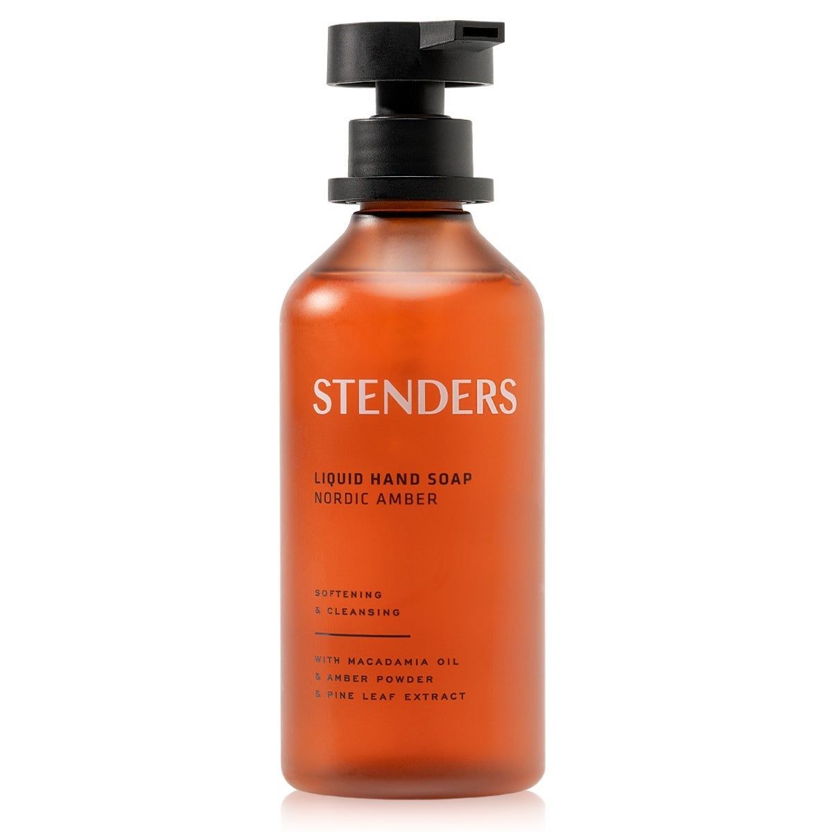Braune Flüssigseife mit schwarzem Spender. Aufschrift: STENDERS, LIQUID HAND SOAP NORDIC AMBER. Enthält Macadamiaöl, Bernsteinpuder und Kiefernblätterextrakt.