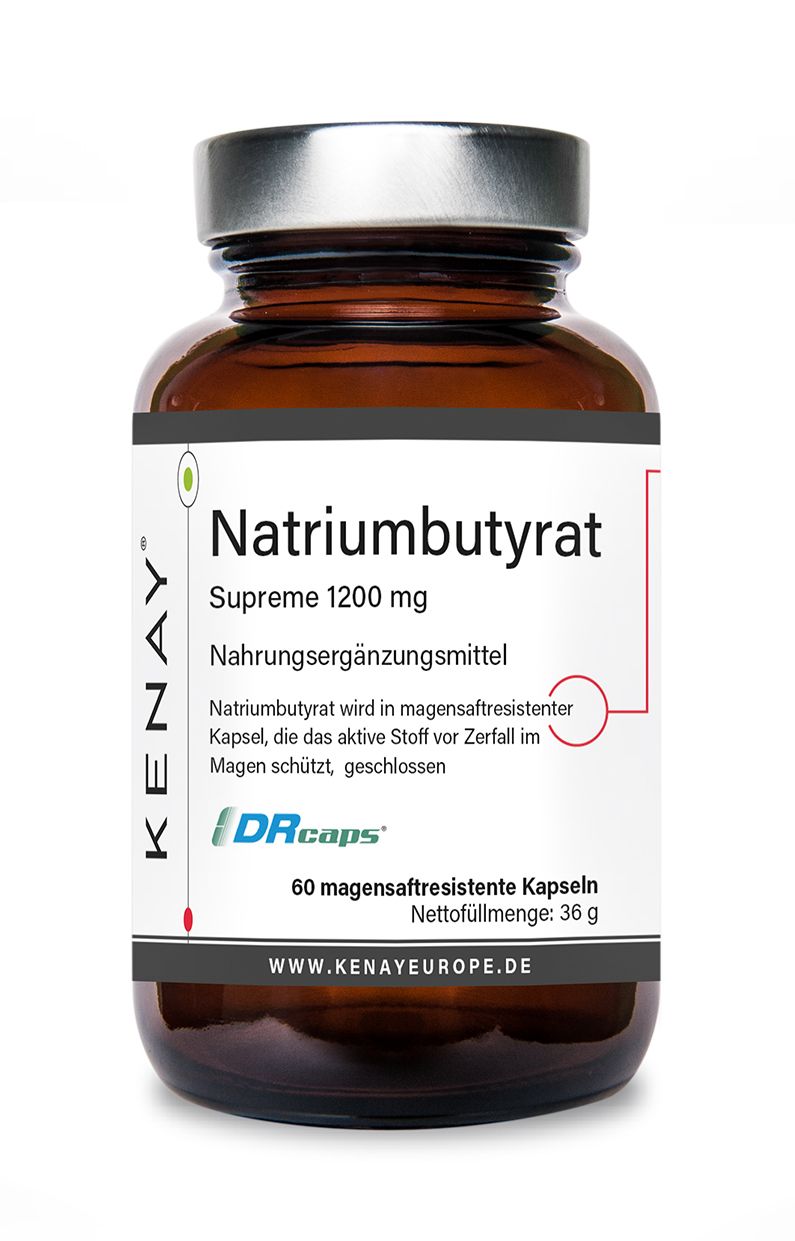 Braune Glasflasche mit weißem Etikett. Text: Natriumbutyrat Supreme 1200 mg, Nahrungsergänzungsmittel. 60 magensaftresistente Kapseln. Marke KENAY.