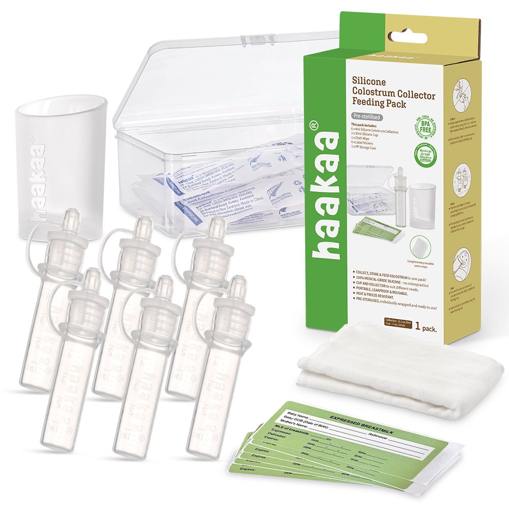 Set mit Kolostrum-Sammlern, Becher, Box, Etiketten und Tüchern. Auf der Verpackung steht: Silicone Colostrum Collector Feeding Pack.