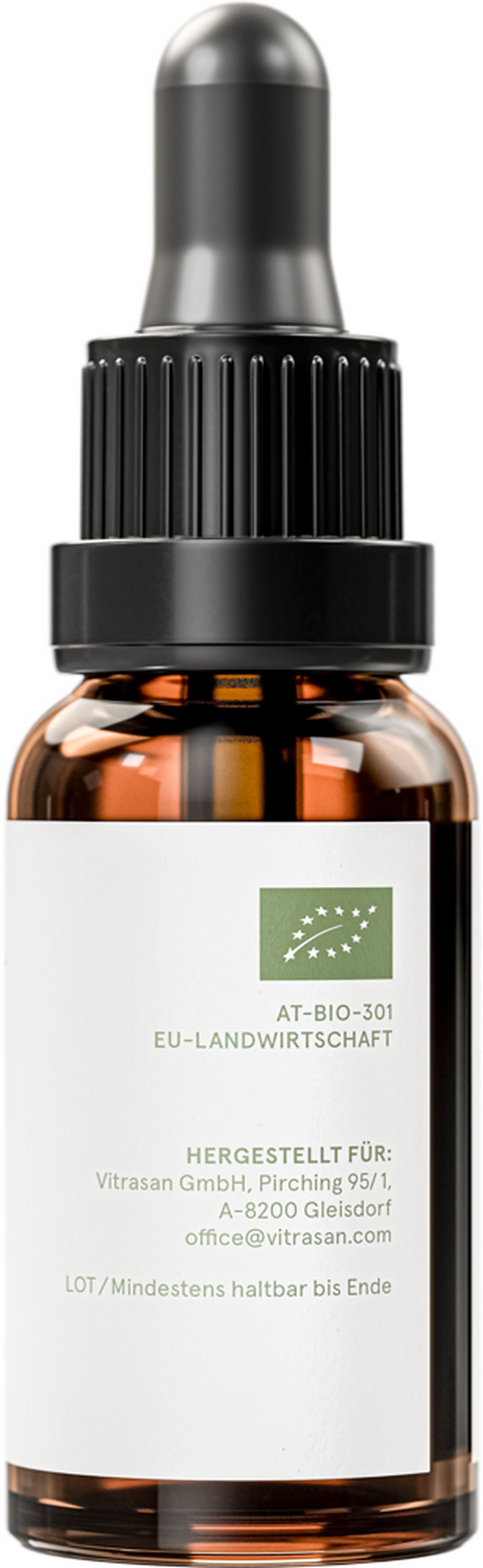 Nahaufnahme einer braunen Glasflasche mit Tropfer. Aufschrift: CBD VITAL URSPRUNG. EU-Landwirtschaft Zertifizierung. Text.