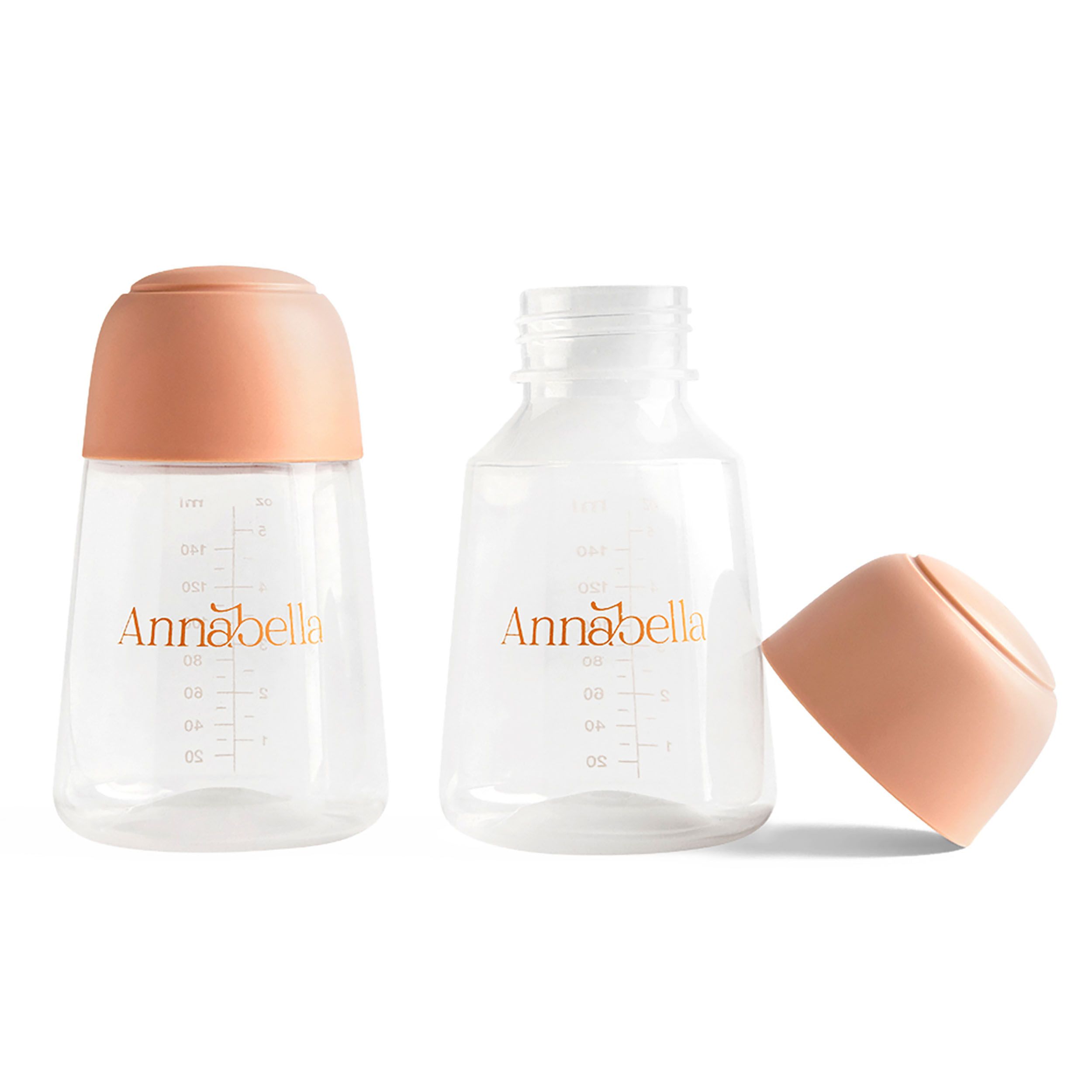 Zwei transparente Flaschen mit Deckeln. Skala und Logo "Annabella" sichtbar. Ein Deckel liegt daneben.