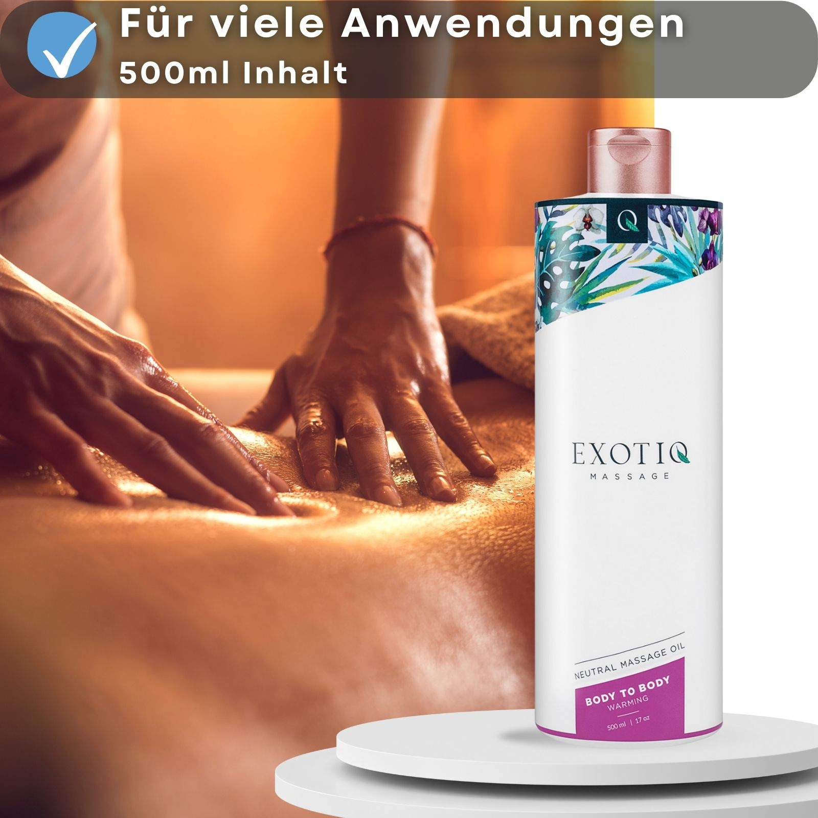 Massage auf dem Rücken. Massageöl-Flasche. Text: Body to Body Warming.