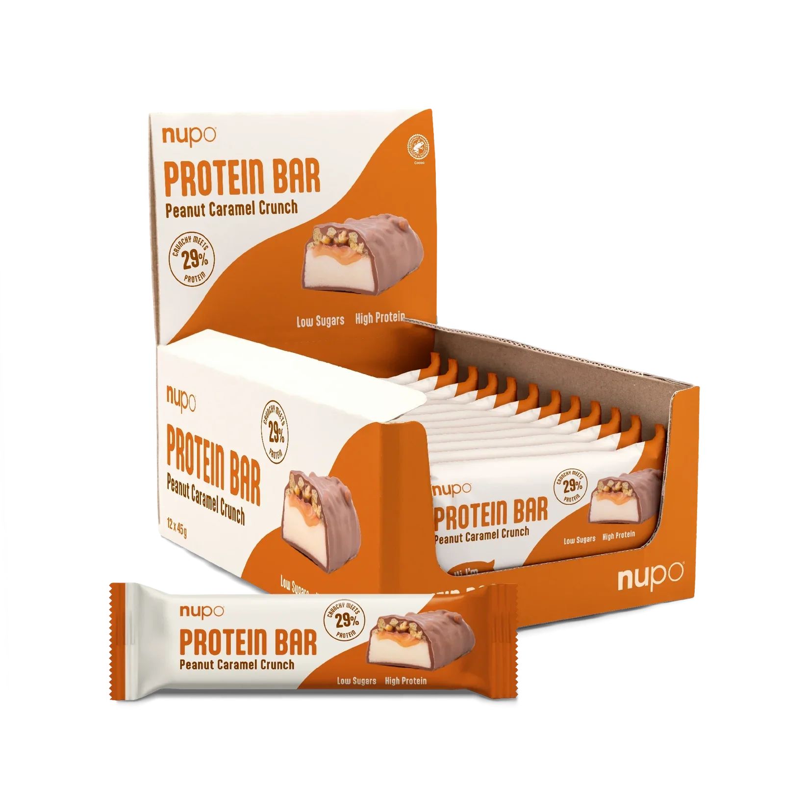 Proteinriegel-Box mit einzelnen Riegeln. Aufdruck: Protein Bar, Peanut Caramel Crunch, 29% Protein. Einzelner Riegel daneben.