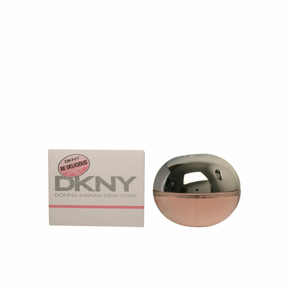 Runder Flakon mit silbernem Deckel und rosa Flüssigkeit. Daneben eine weiße Schachtel mit Logo und Schriftzug.