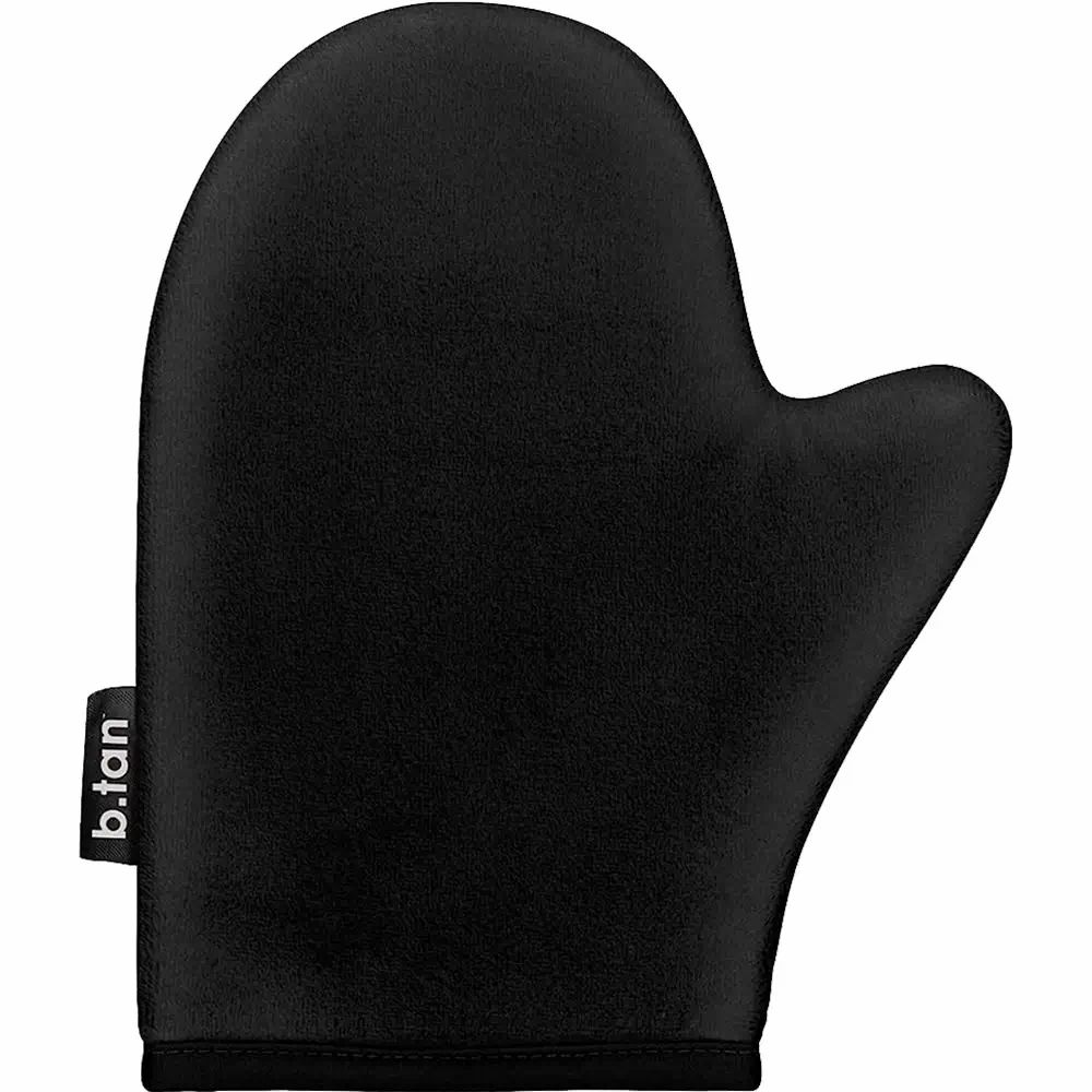 Schwarzer Applikator-Handschuh mit b.tan Logo.