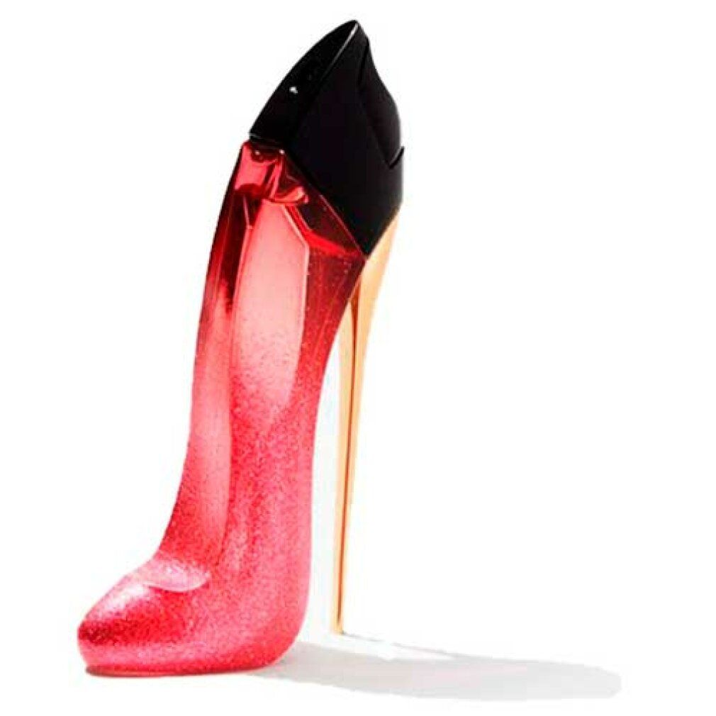 Roter High Heel-Flakon mit schwarzem Absatz und goldfarbener Sohle. Glitzerndes Finish. Auf weißem Hintergrund.