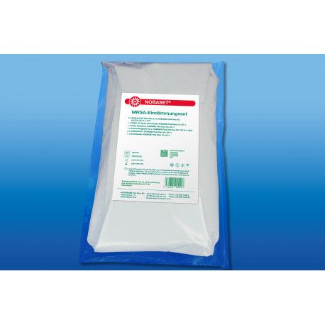 Verpackung mit weißem Inhalt und Etikett. Aufschrift: MRSA Einschleusungsset. Logo: NOBASET+.