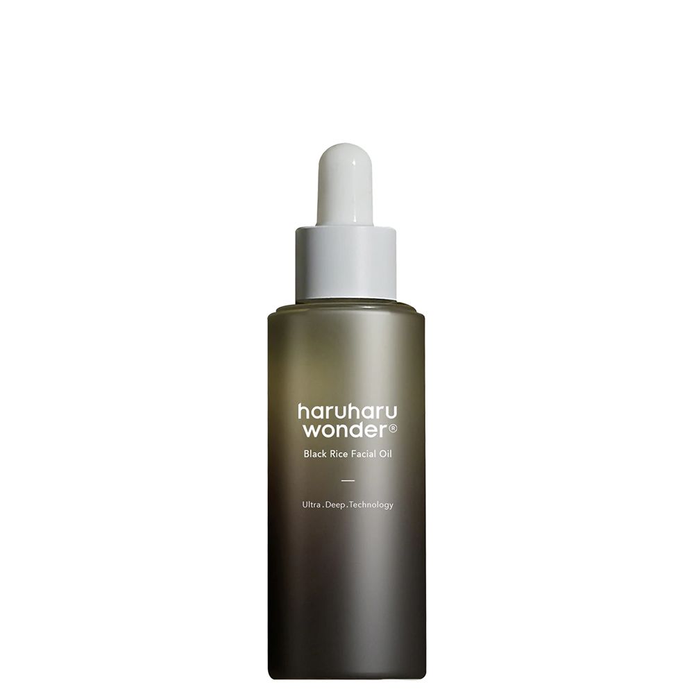 HaruHaru Wonder Black Rice Facial Oil in einem Tropfflaschenbehälter.
