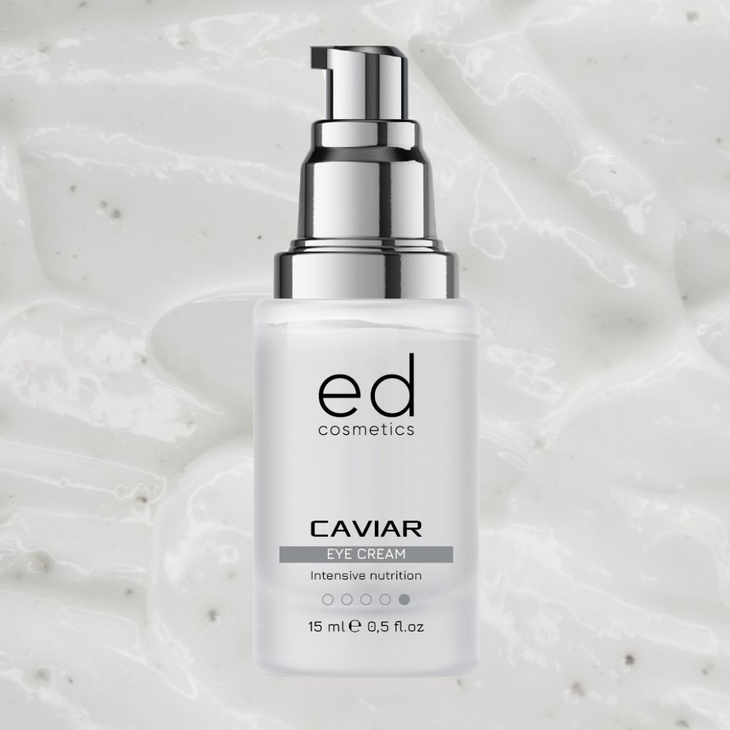 Augencreme-Flakon mit silbernem Pumpkopf. Text: ED cosmetics, Caviar Eye Cream, 15 ml. Auf hellem Hintergrund.