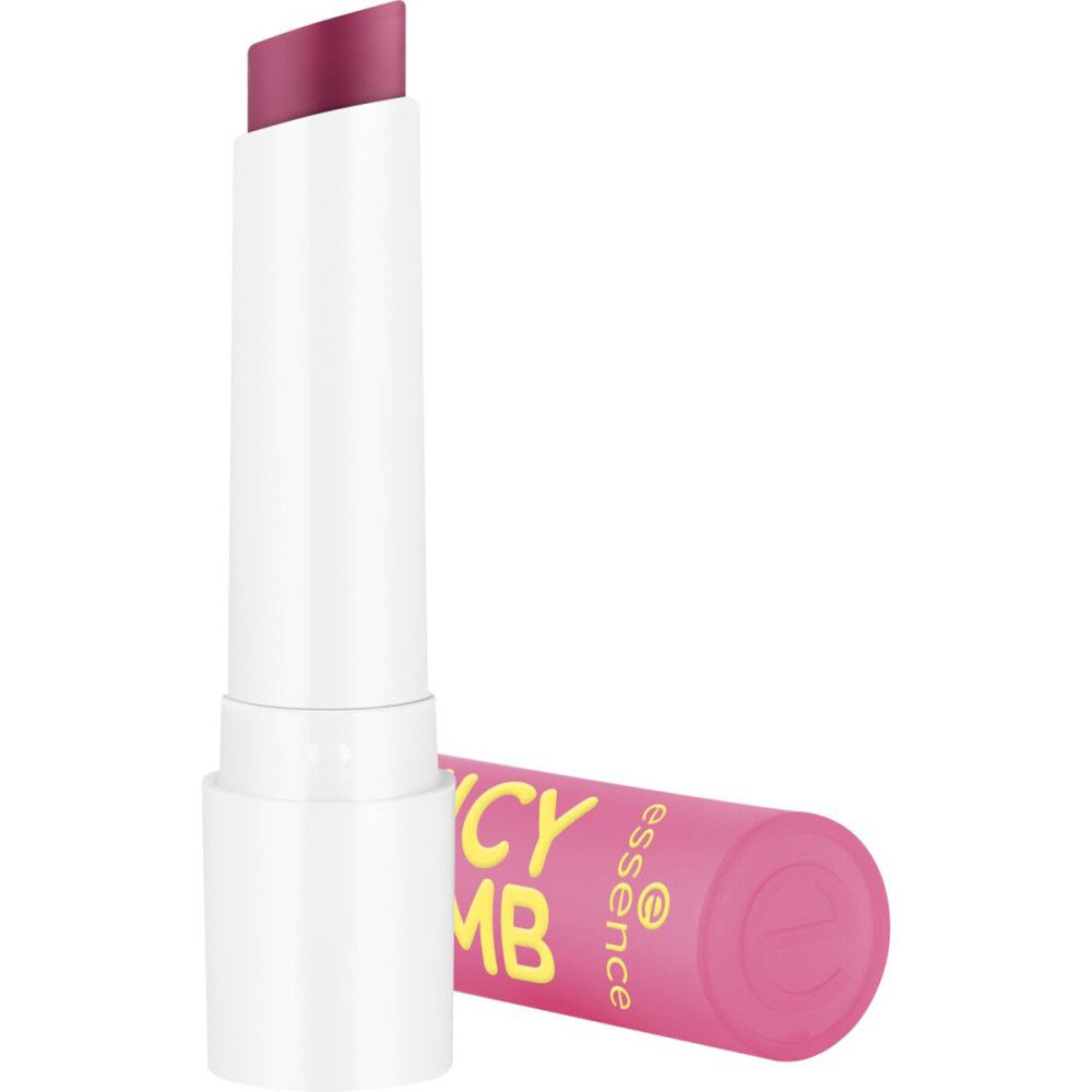 Lippenbalsam, teilweise ausgefahren. Weißer Stift, rosa Hülse mit gelbem Schriftzug "JUICY BOMB" und "essence".