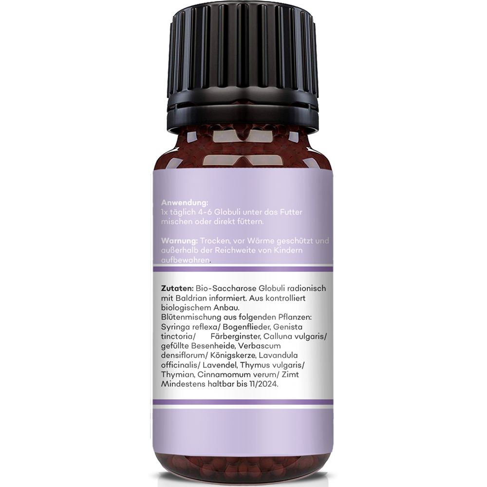 Braune Glasflasche mit schwarzem Deckel. Etikett mit Produktinformationen und Inhaltsstoffen. Rückseite des Produkts.