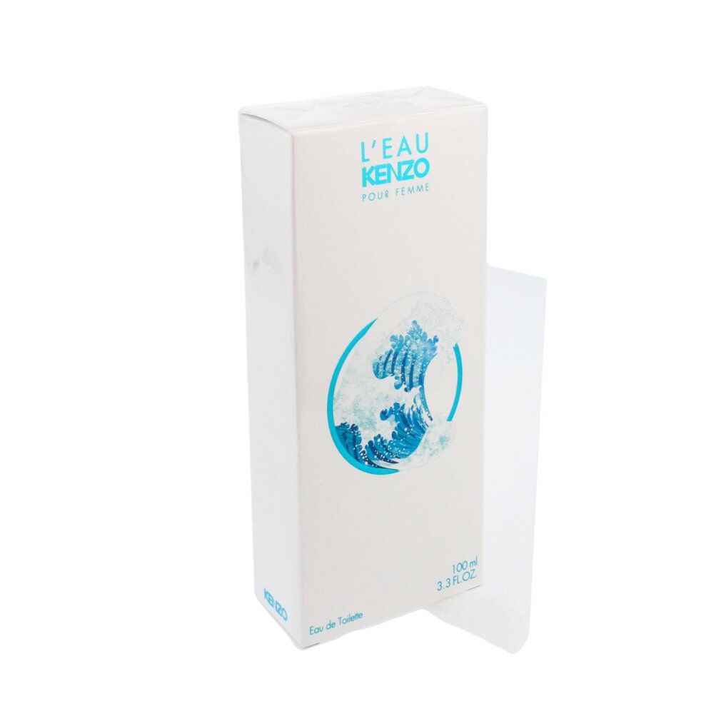 Weiße Verpackung mit blauem Wellenmuster und Schriftzug L'EAU KENZO POUR FEMME. Teilweise geöffnet.
