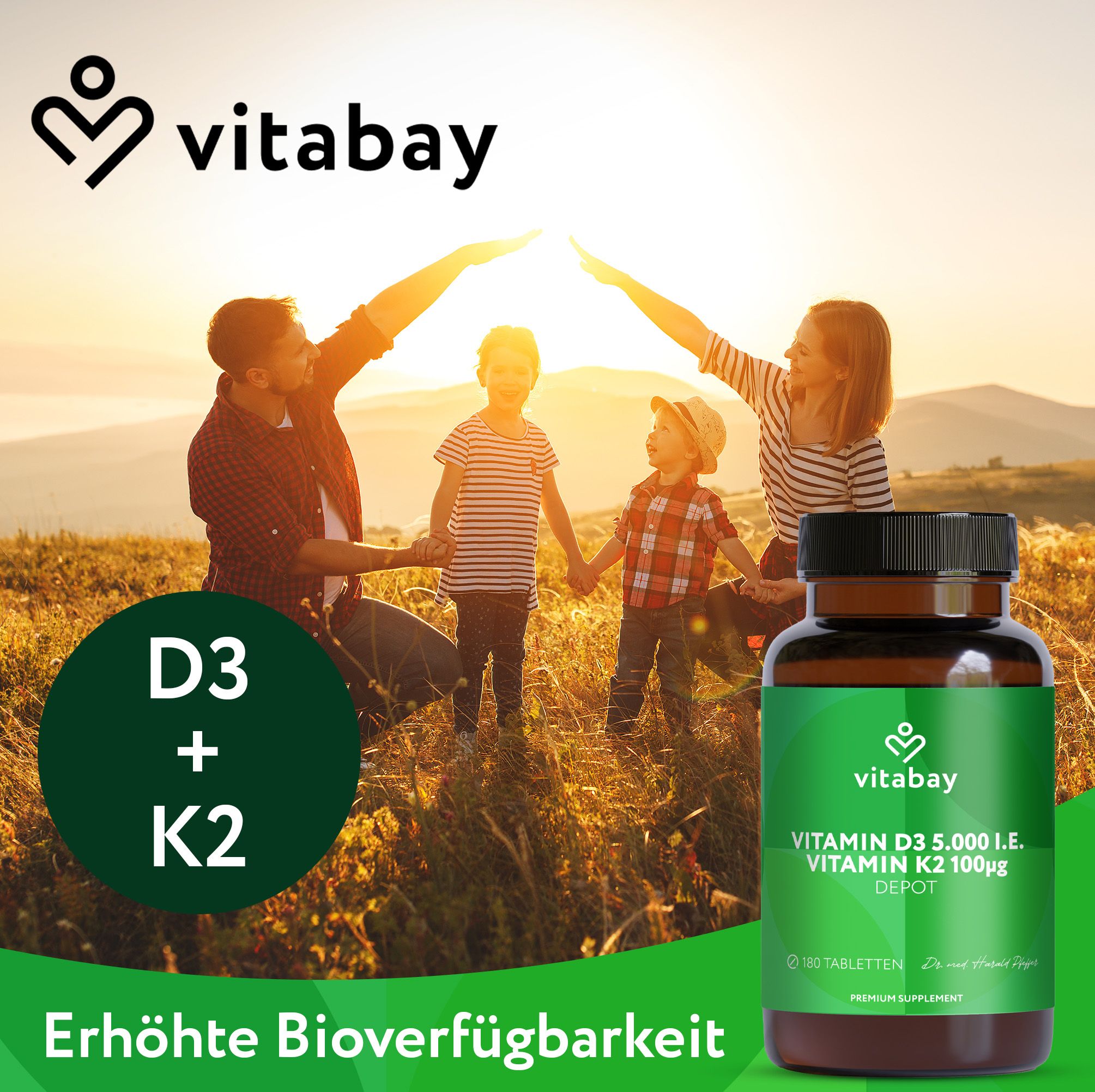 Familie unter einem Dach aus Händen im Sonnenuntergang. Vitabay Vitamin D3 K2 Flasche. "Erhöhte Bioverfügbarkeit".