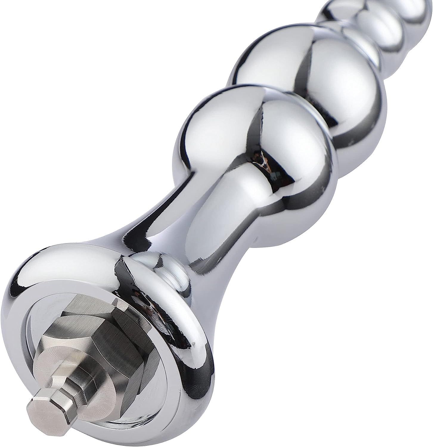 Nahaufnahme eines glänzenden, metallischen Vibrators mit perlenförmigem Design.