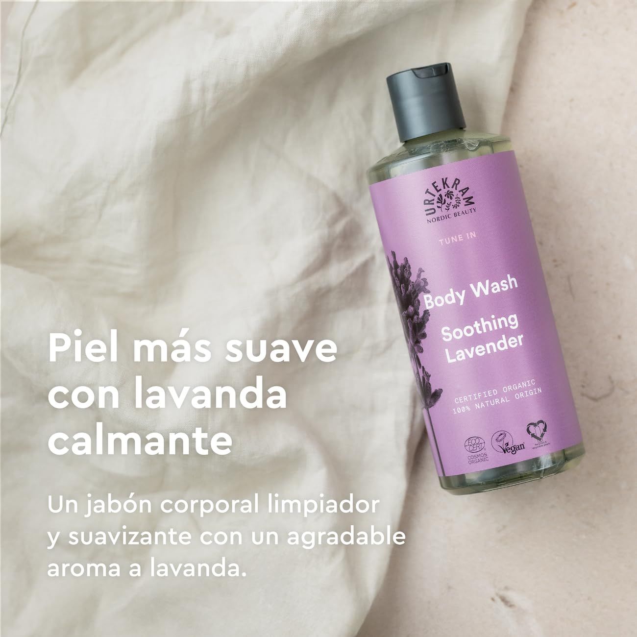 Flasche Urtekram Body Wash, Soothing Lavender. Lila Etikett, grüner Deckel. Vegan, Cosmos Organic, Herz-Logo.