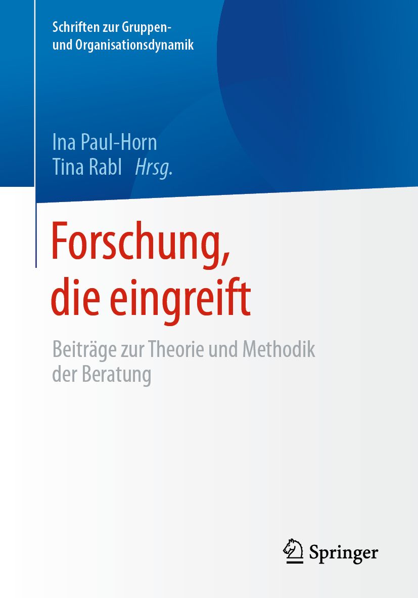 Buchcover mit Titel "Forschung, die eingreift". Autoren: Ina Paul-Horn, Tina Rabl. Verlag Springer.