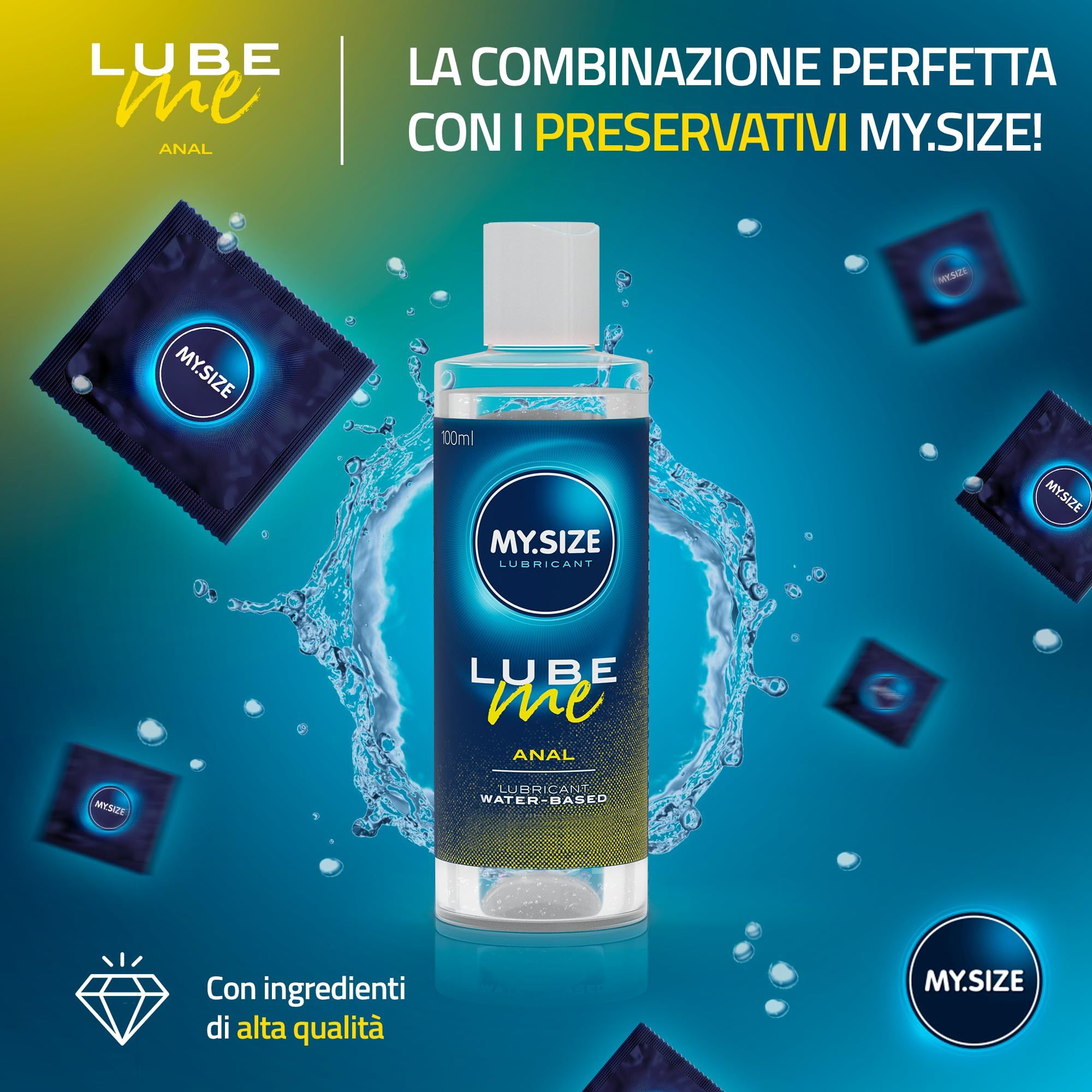 MY.SIZE Lube Me Gleitgel Anal Flasche umgeben von MY.SIZE Kondomen.