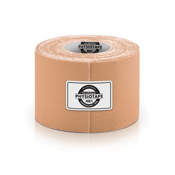 Beige Kinesiotape-Rolle. Aufschrift: PhysioTape No.1. Rolle auf weißem Hintergrund.