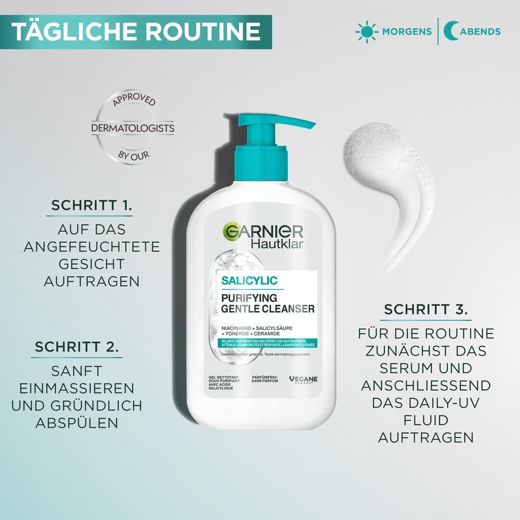 Produktflasche mit Text und Schaum. Text: Garnier Hautklar Salicylic Purifying Gentle Cleanser. Schaum-Darstellung.