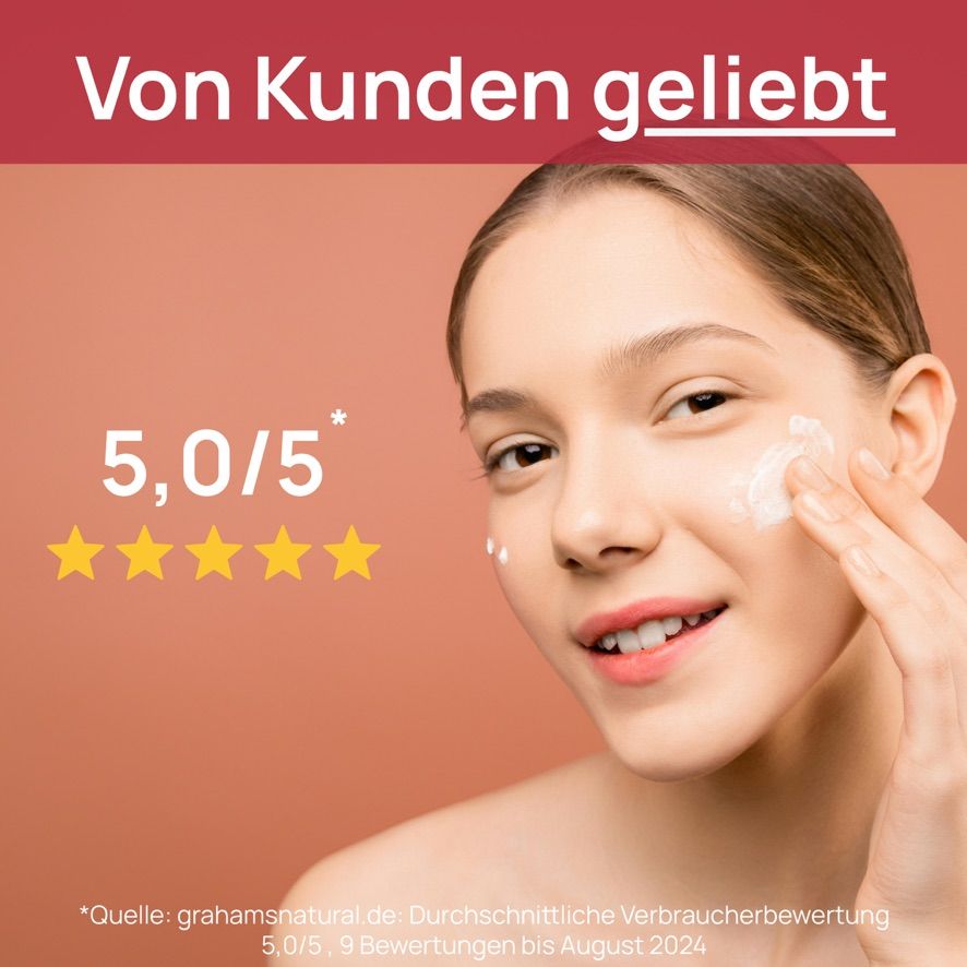 Person trägt Creme auf. Text: Von Kunden geliebt. Bewertung: 5,0/5 Sterne.