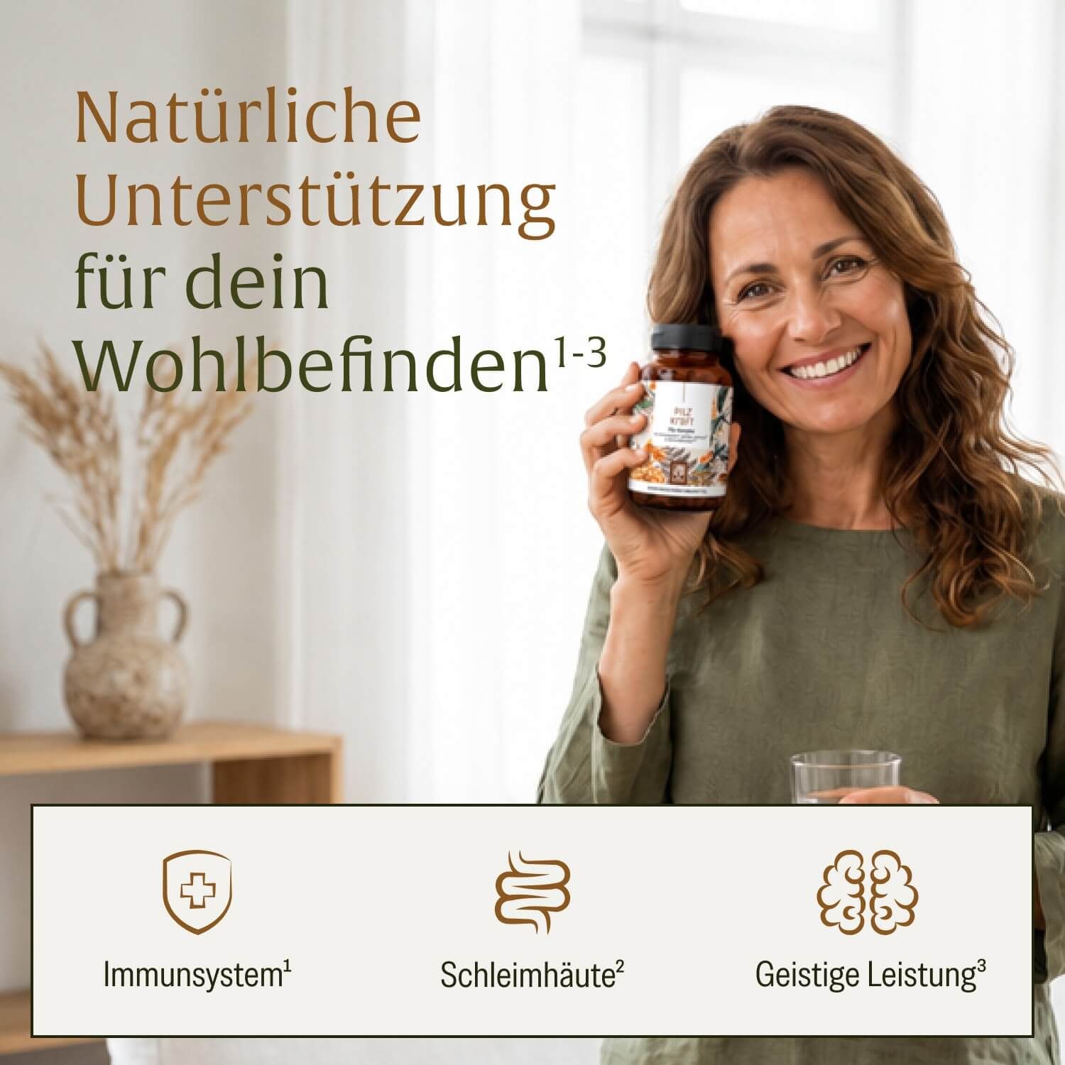 Frau hält Pilz Komplex Dose. Icons für Immunsystem, Schleimhäute, geistige Leistung.